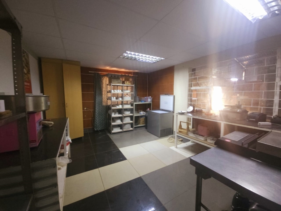 To Let 4 Bedroom Property for Rent in Hartbeespoort Rural North West